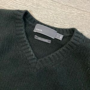 VINCE 100% cashmere vneck sweater